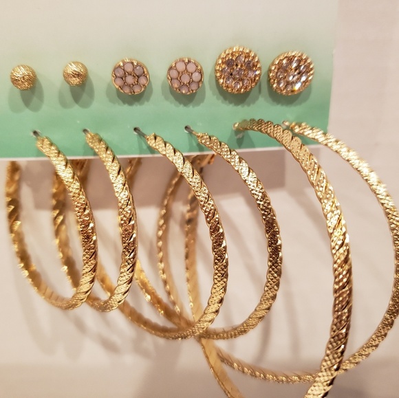 Decree Jewelry - decree bundle of  gold tonehoops and stud earrings